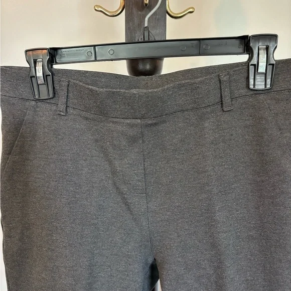 Quince ultra stretch ponte bootcut size M, 28” length | EUC - Picture 7 of 7